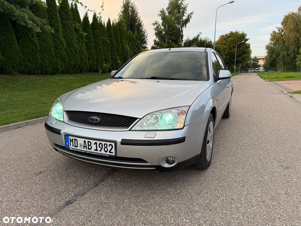 Ford Mondeo - 10