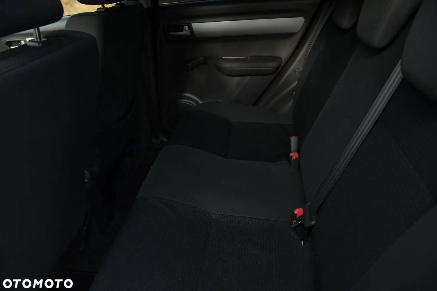 Suzuki Swift 1.3 Limited 25 - 23