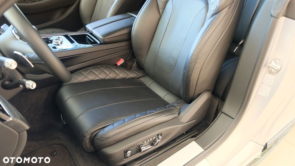 Bentley Continental GT - 11