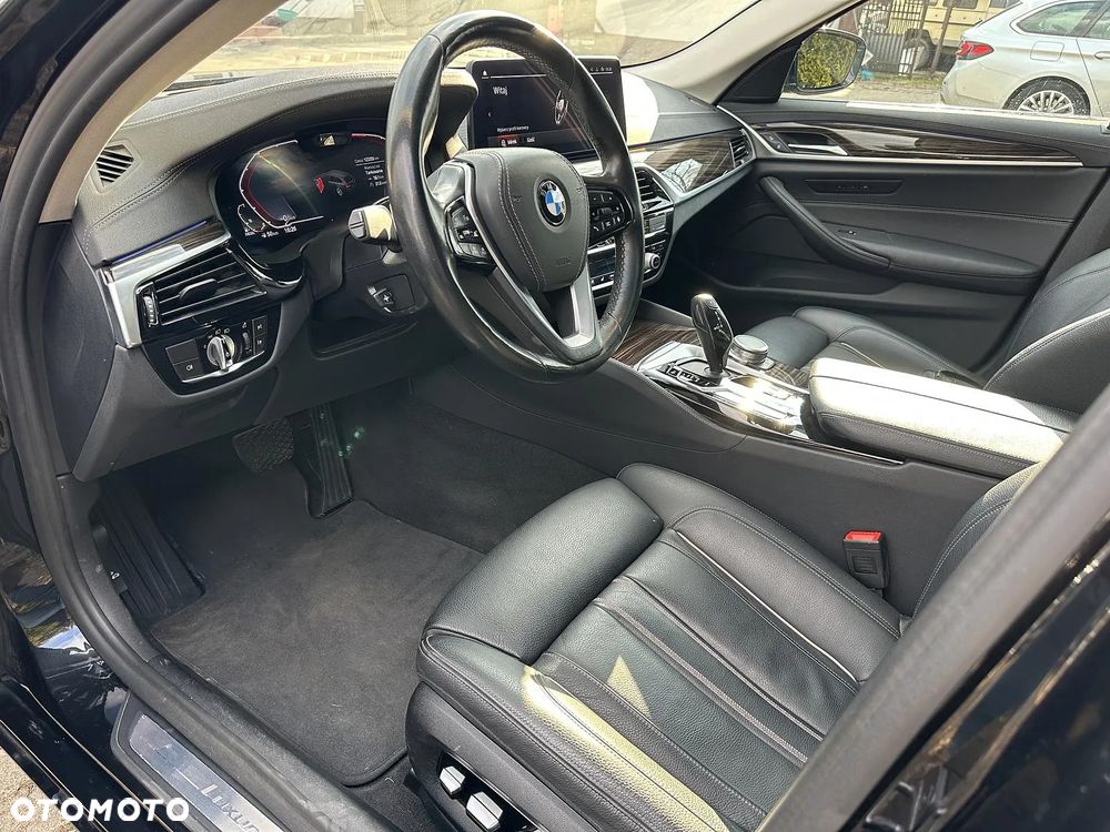 BMW Seria 5 540d xDrive Luxury Line - 15