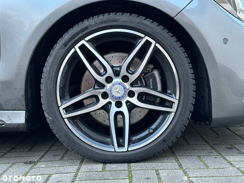 Mercedes-Benz CLA 220 d 7G-DCT AMG Line - 16