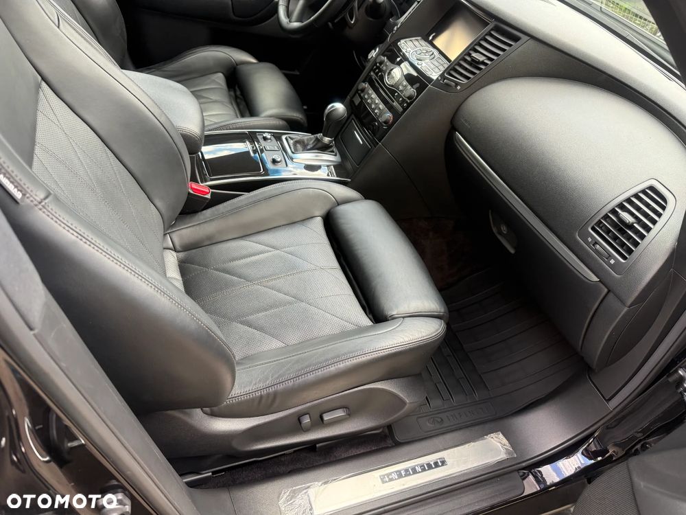 Infiniti QX70 3.0d S Premium - 5