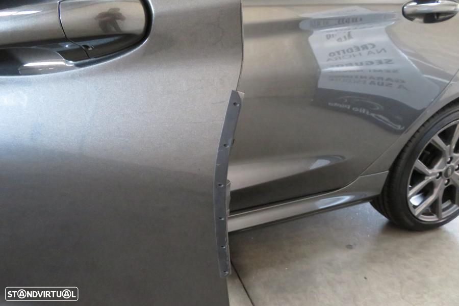 Ford Fiesta 1.0 EcoBoost ST-Line X - 12