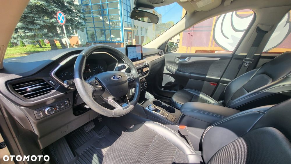 Ford Kuga - 14