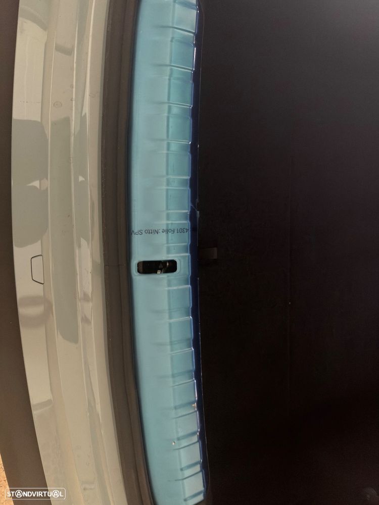 Porsche Taycan Sport Turismo bateria Performance Plus - 28