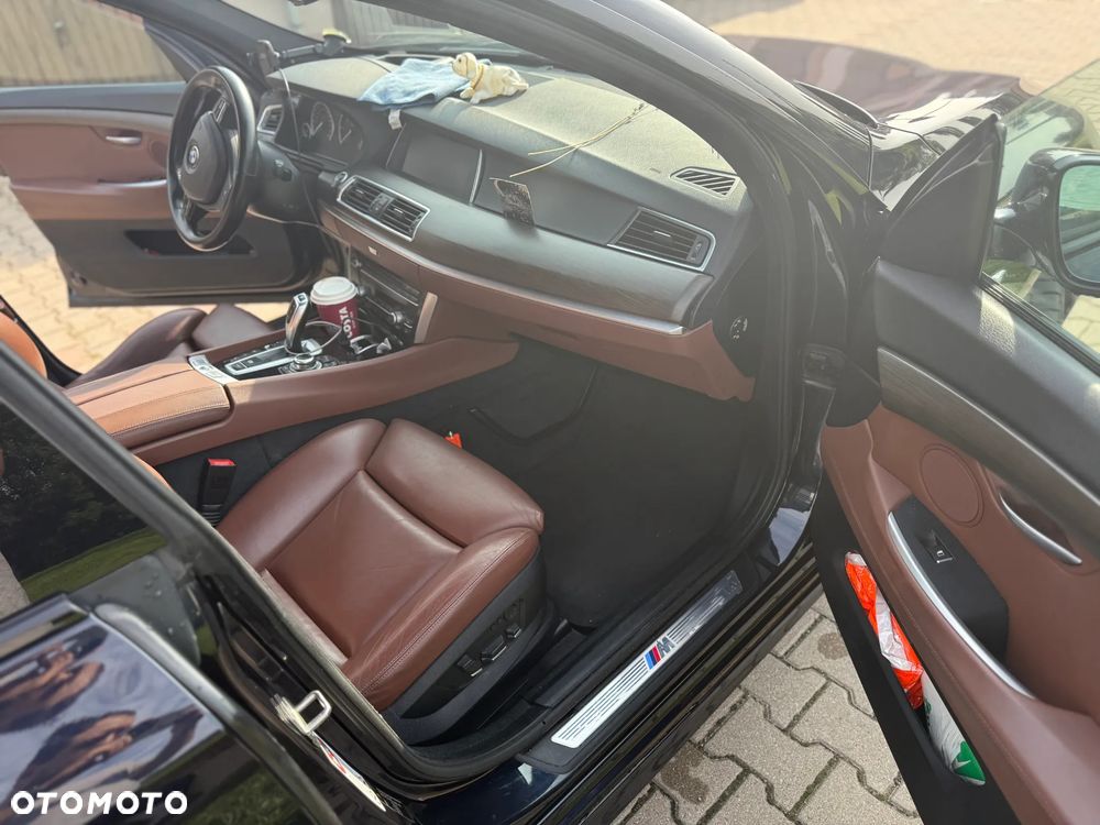 BMW 5GT 530d xDrive - 13