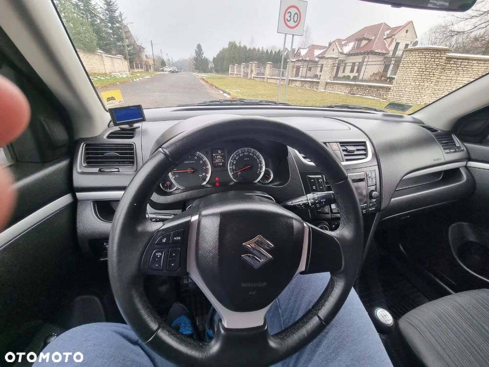 Suzuki Swift 1.2 Comfort Plus - 24