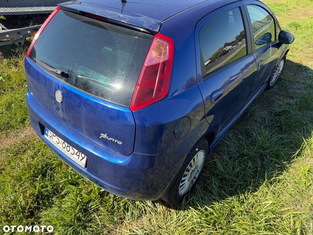 Fiat Grande Punto - 4
