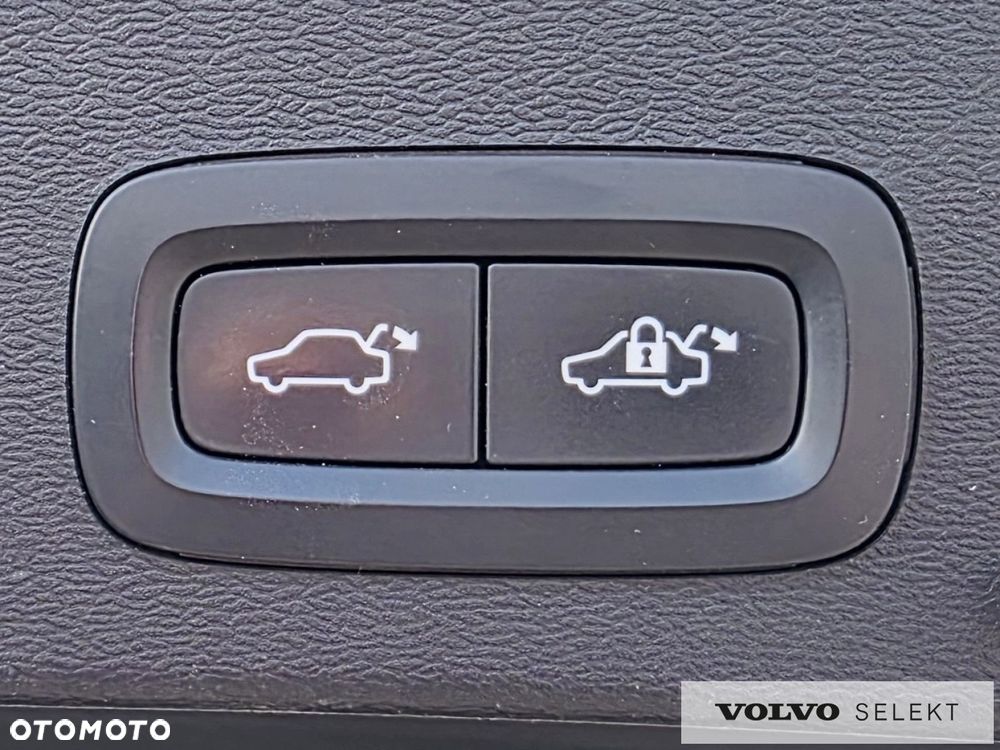 Volvo XC 40 - 20