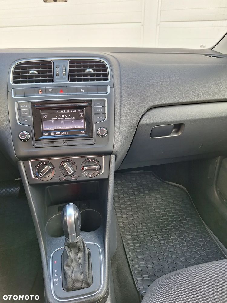 Volkswagen Polo - 8