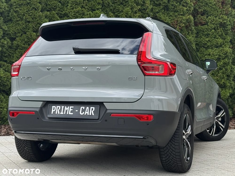 Volvo XC 40 B3 B DKG Plus Dark - 3