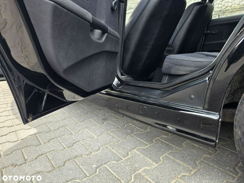 BMW Seria 3 316i - 31
