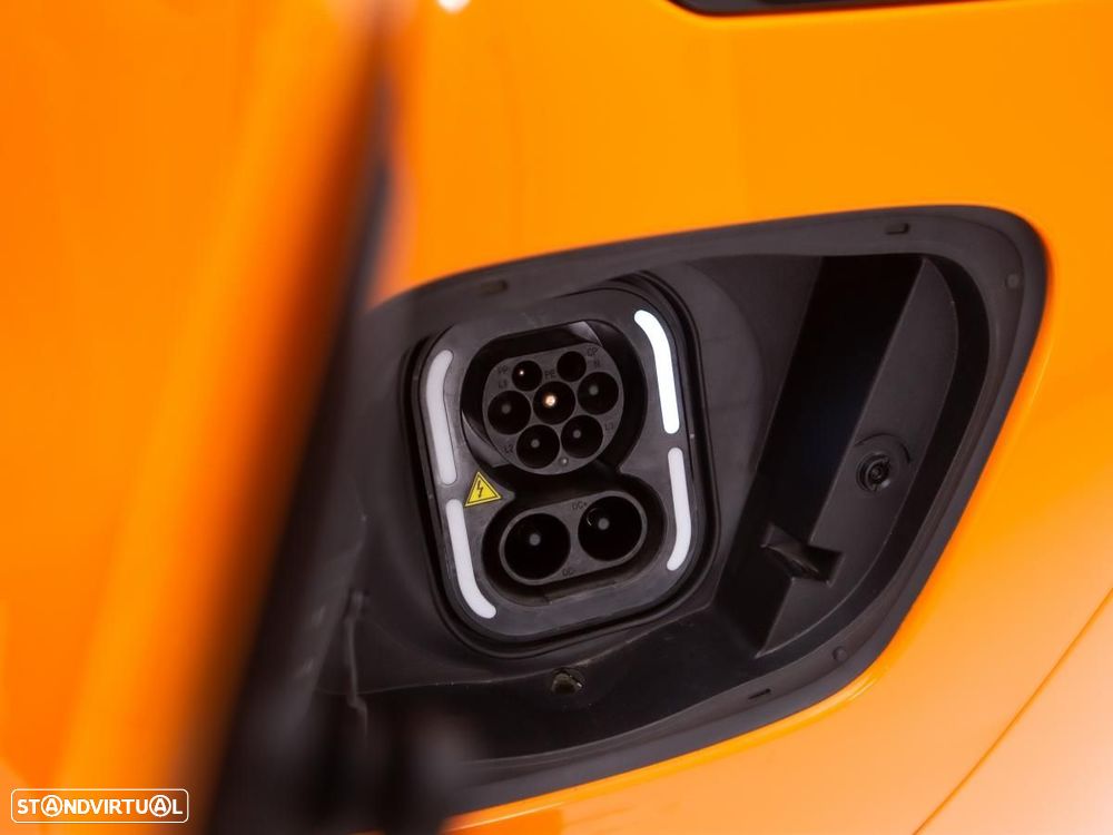 MG MG4 64 kWh Luxury - 14