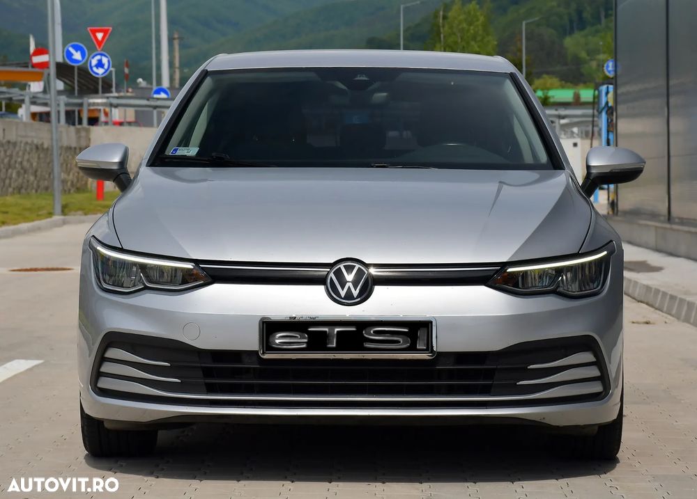Volkswagen Golf 1.5 eTSI OPF DSG Active - 5