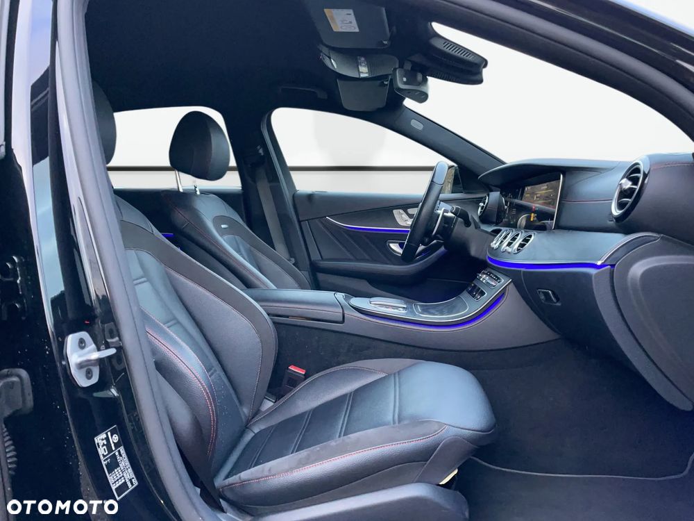 Mercedes-Benz Klasa E AMG 53 4Matic+ AMG Speedshift TCT-9G - 13