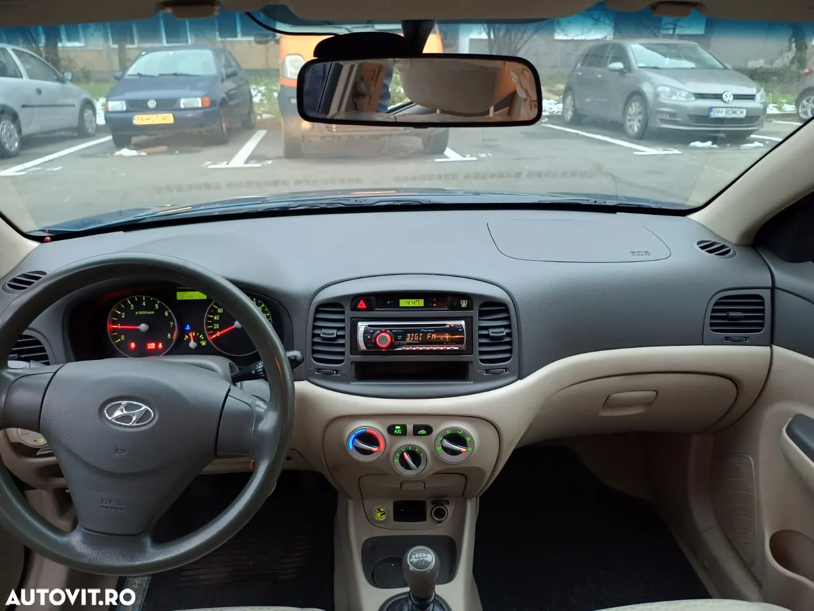 Hyundai Accent MC 1.4 DOHC 4DR GL STYLE - 7