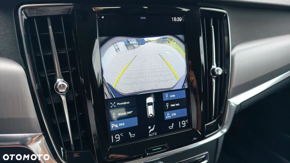 Volvo V90 D4 Geartronic Momentum Pro - 32