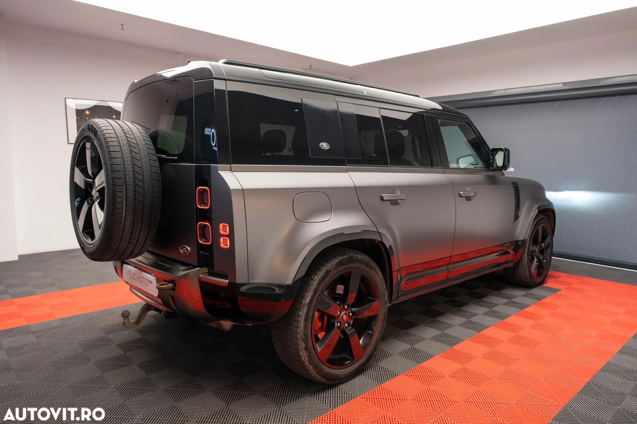 Land Rover Defender 110 3.0P 400 MHEV - 5