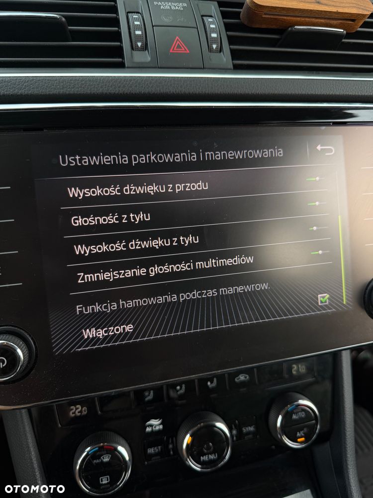 Skoda Superb 2.0 TDI Ambition - 28