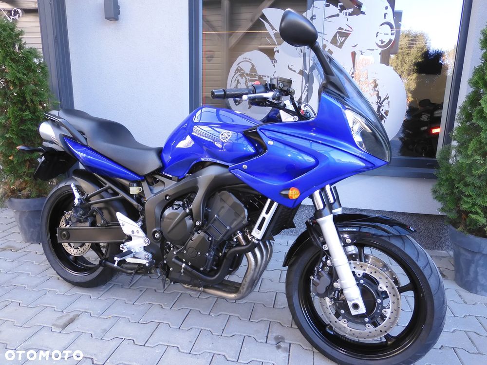 Yamaha FZ6 - 2