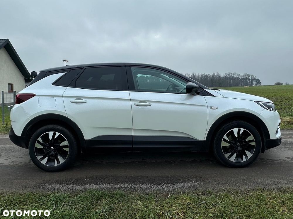 Opel Grandland X 1.2 Start/Stop Automatik Ultimate - 2