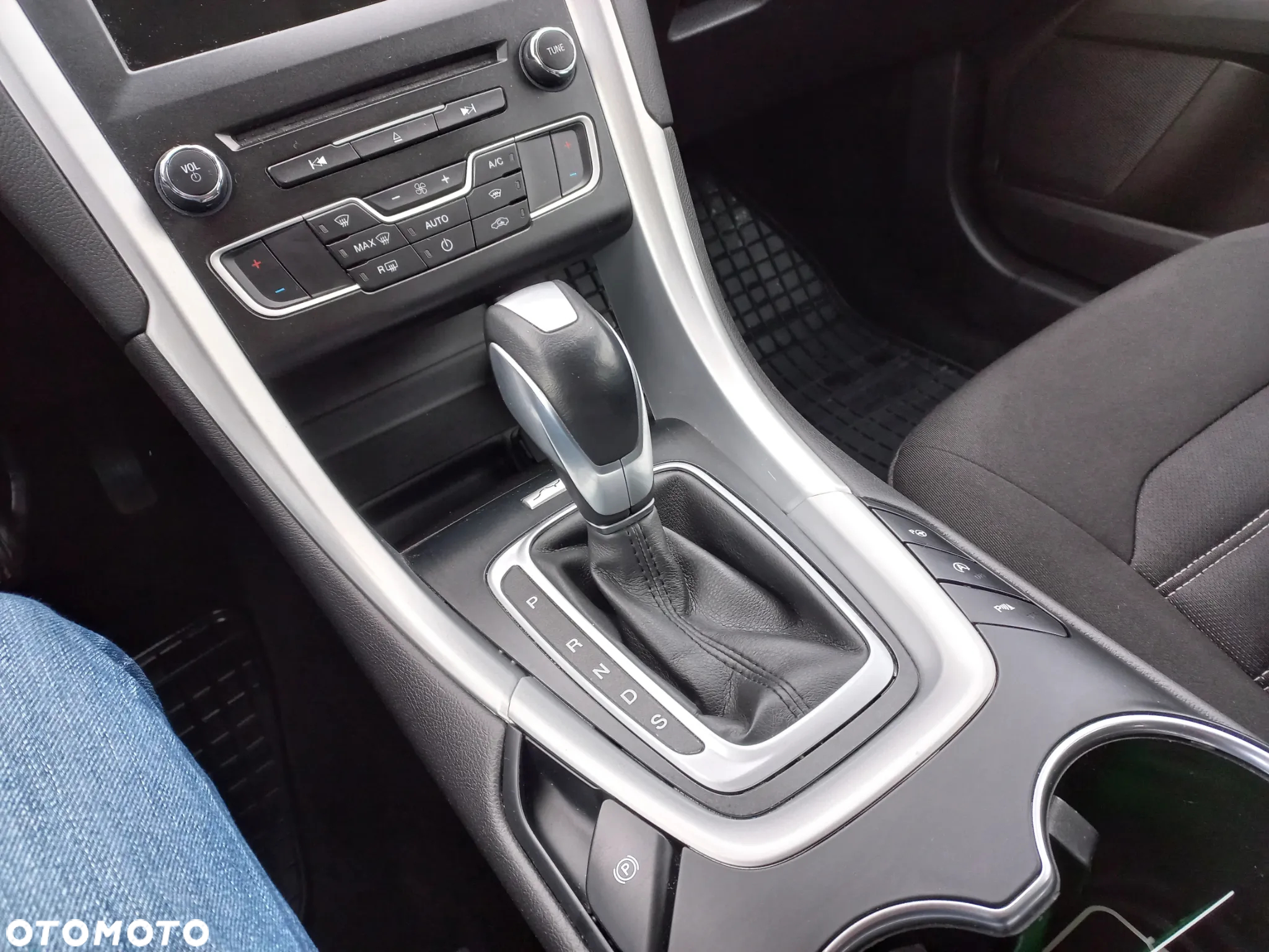 Ford Mondeo 2.0 TDCi Edition PowerShift - 16