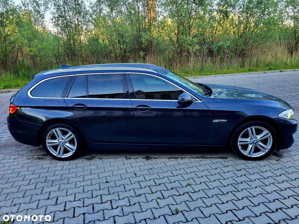 BMW Seria 5 525d - 4