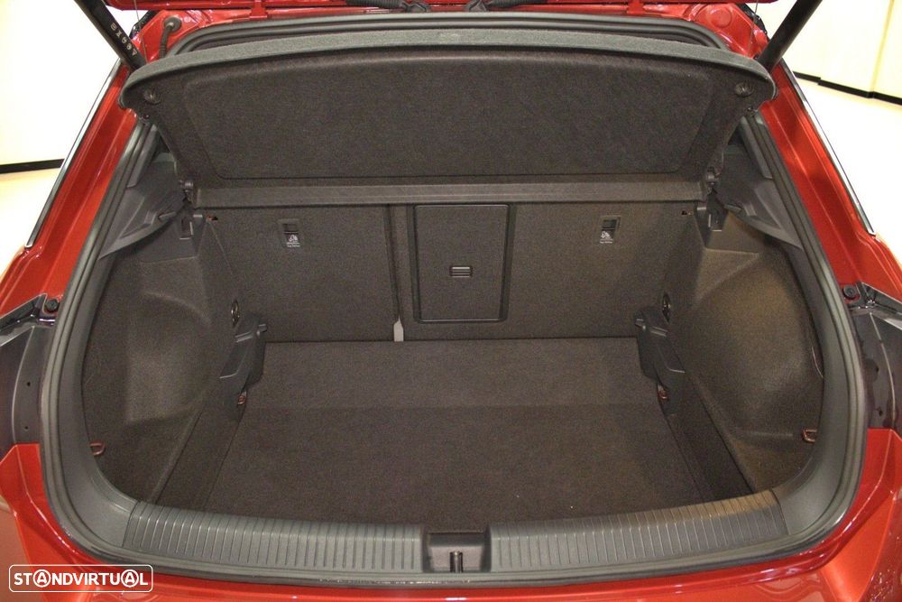 VW T-Roc 2.0 TDI R-Line DSG - 22