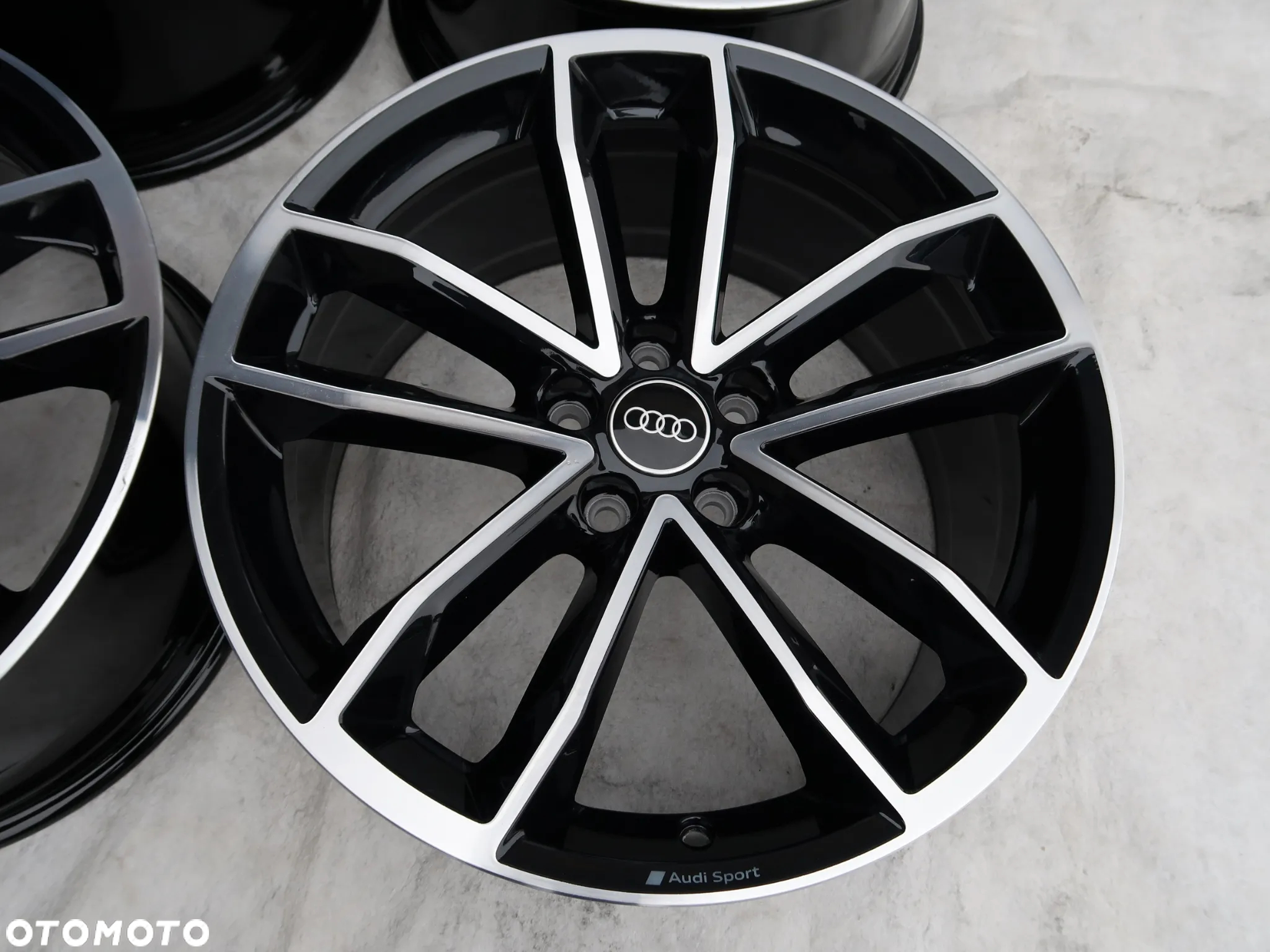 FELGI ALUMINIOWE AUDI A4 A5 B9 S LINE 19" 8W0601025 DF - 3