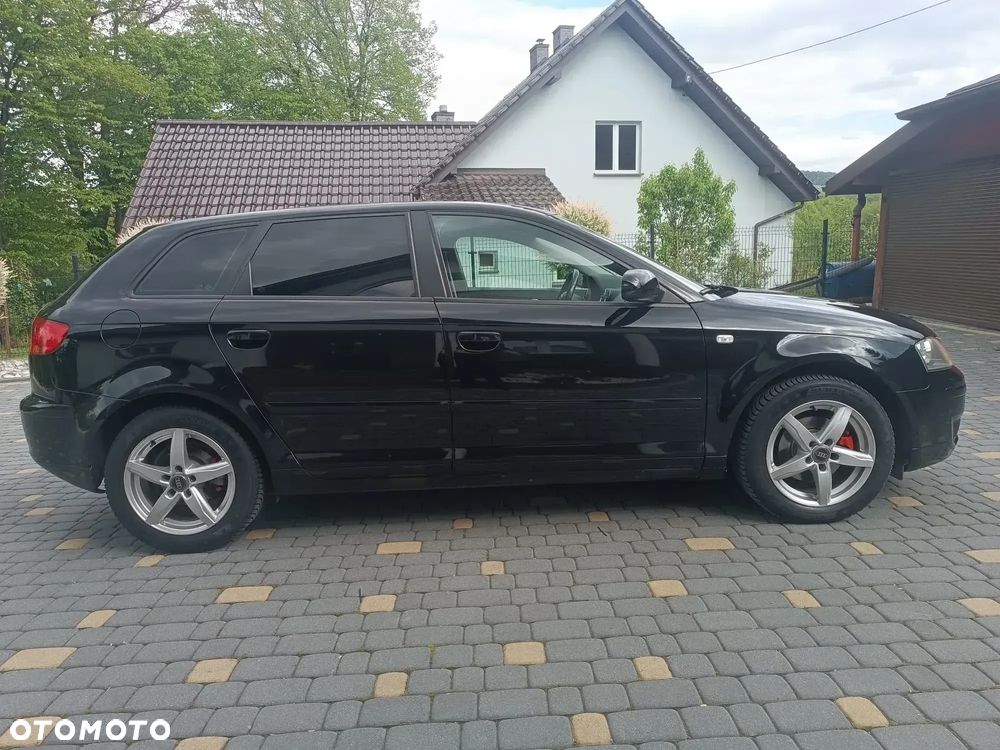 Audi A3 Sportback 1.6 Attraction - 1