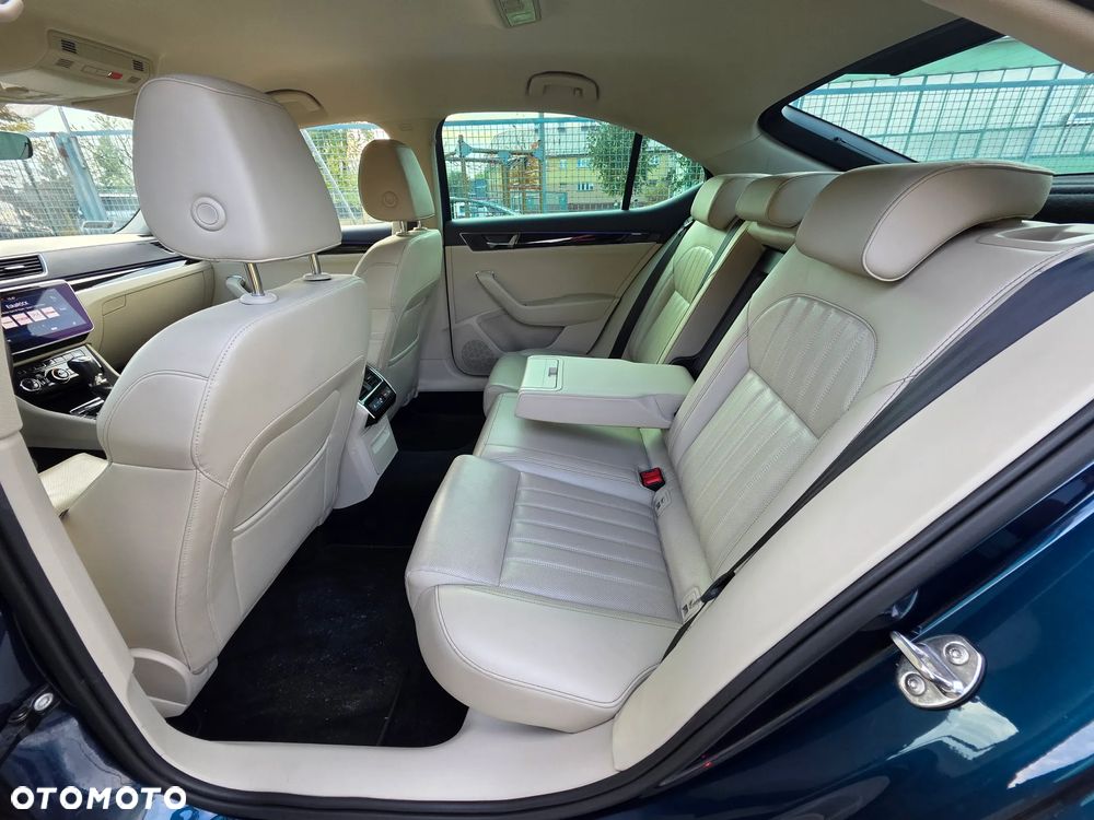 Skoda Superb 2.0 TSI 4x4 L&K DSG - 22