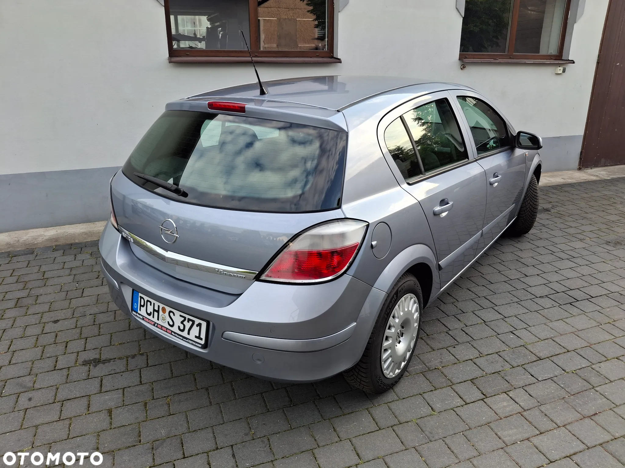 Opel Astra - 4
