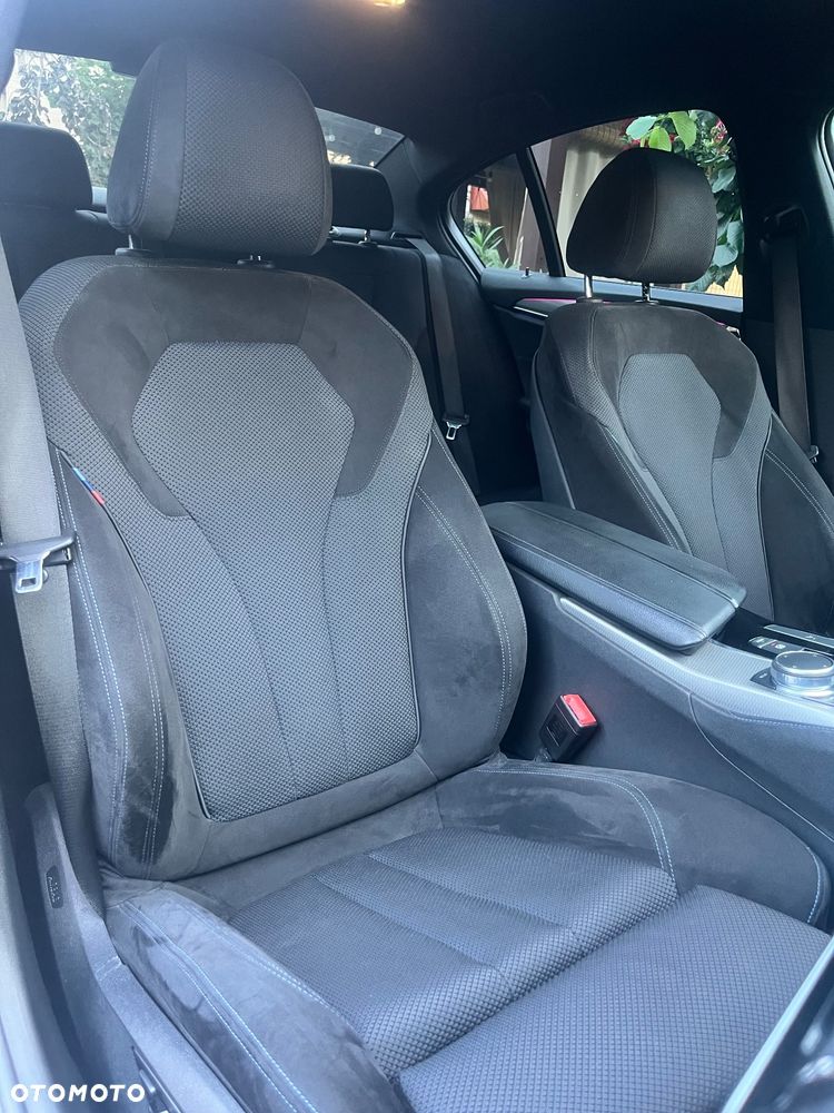 BMW Seria 5 520d xDrive M Sport sport - 24