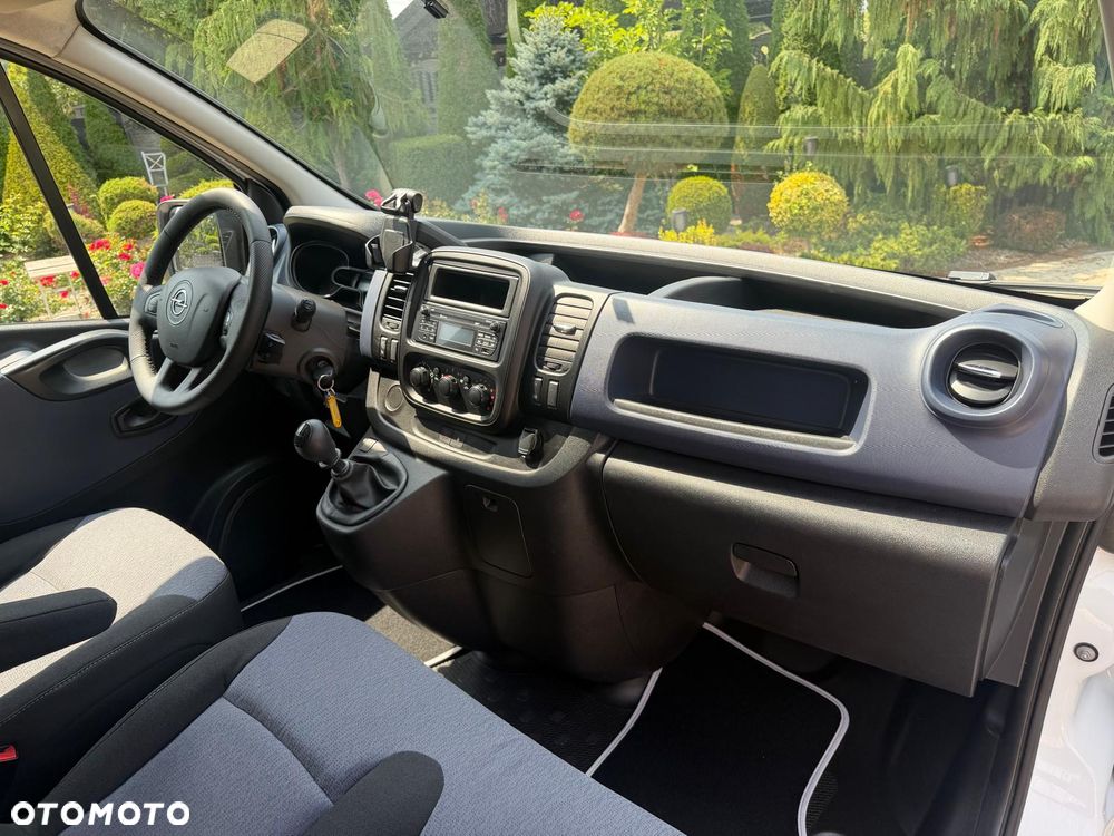 Opel Vivaro L2H1 2,9t Edition - 24