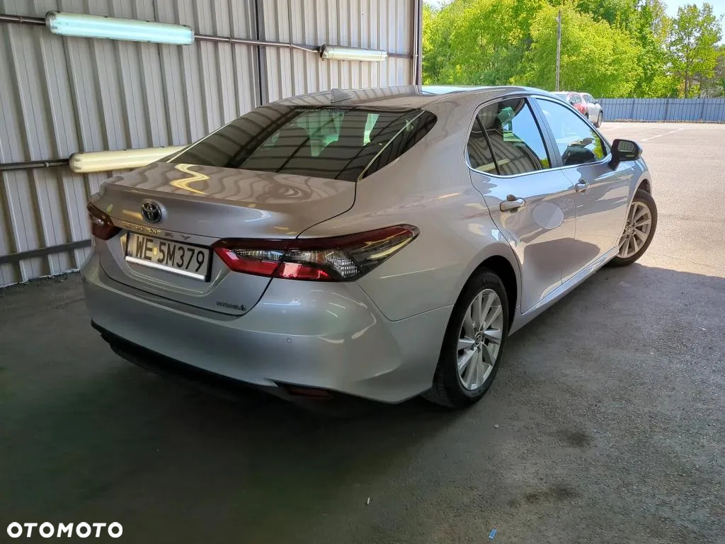 Toyota Camry 2.5 Hybrid Comfort CVT - 3