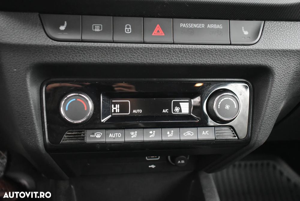 Skoda Fabia 1.0 TSI Ambition - 11