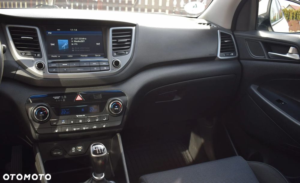 Hyundai Tucson 1.6 Turbo 2WD Navi - 14