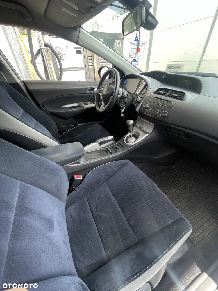 Honda Civic 1.8 Comfort - 10