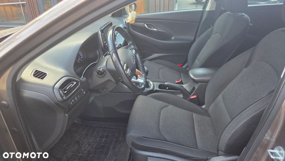 Hyundai i30 1.5 T-GDI 48V Premium - 24