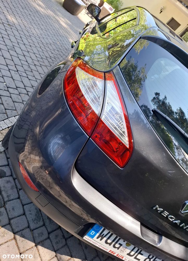 Renault Megane ENERGY dCi 110 Start & Stop Bose Edition - 29