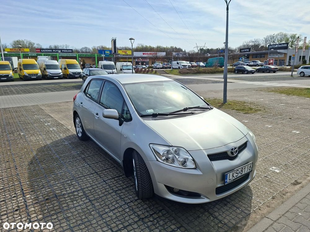 Toyota Auris 2.0 D-4D - 15