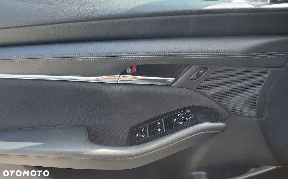 Mazda 3 - 5