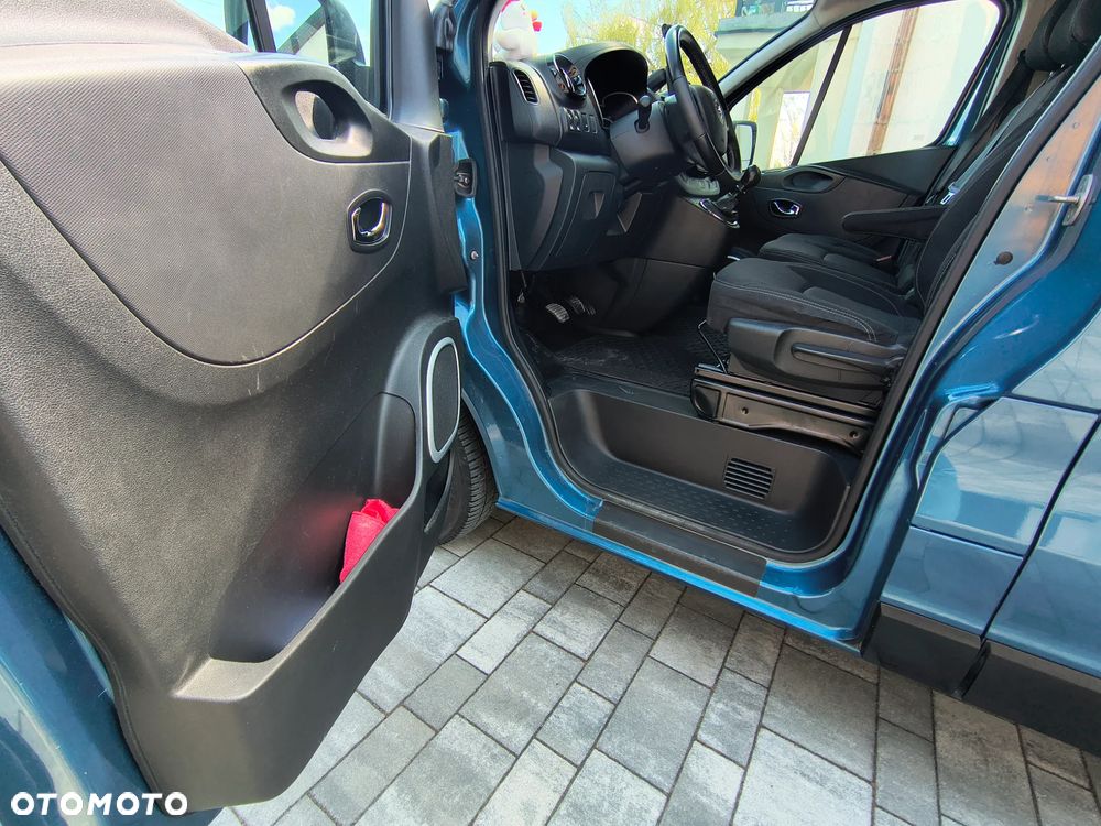 Opel Vivaro - 18