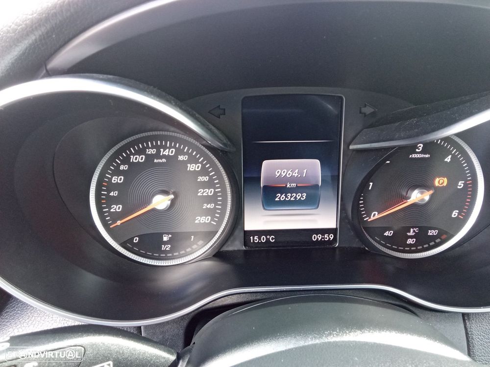 Mercedes-Benz C 200 BlueTEC AMG Line - 13