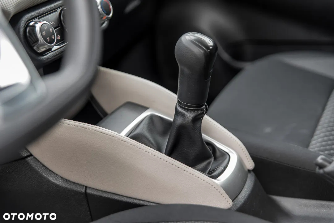 Nissan Micra - 27