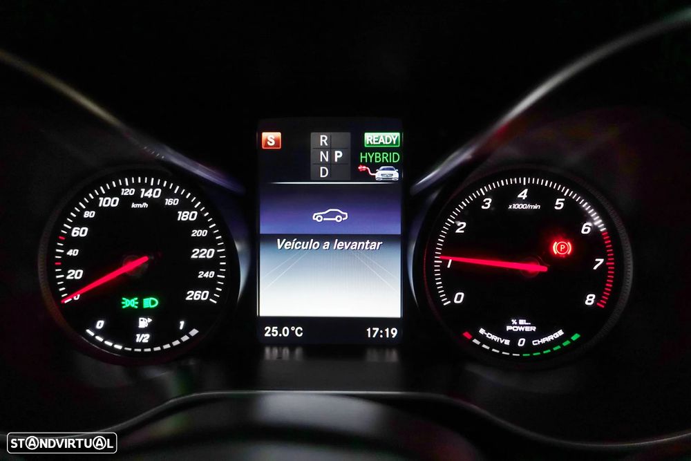 Mercedes-Benz C 350 e - 47