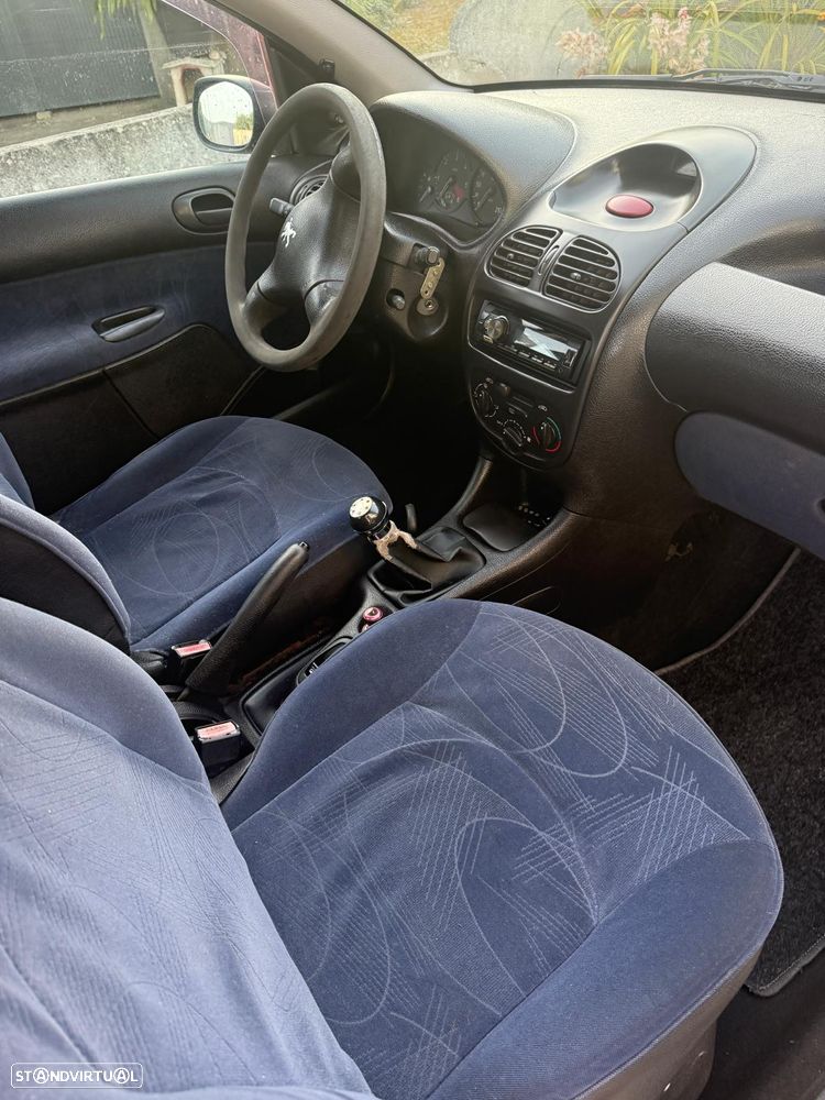 Peugeot 206 1.1 XR - 6