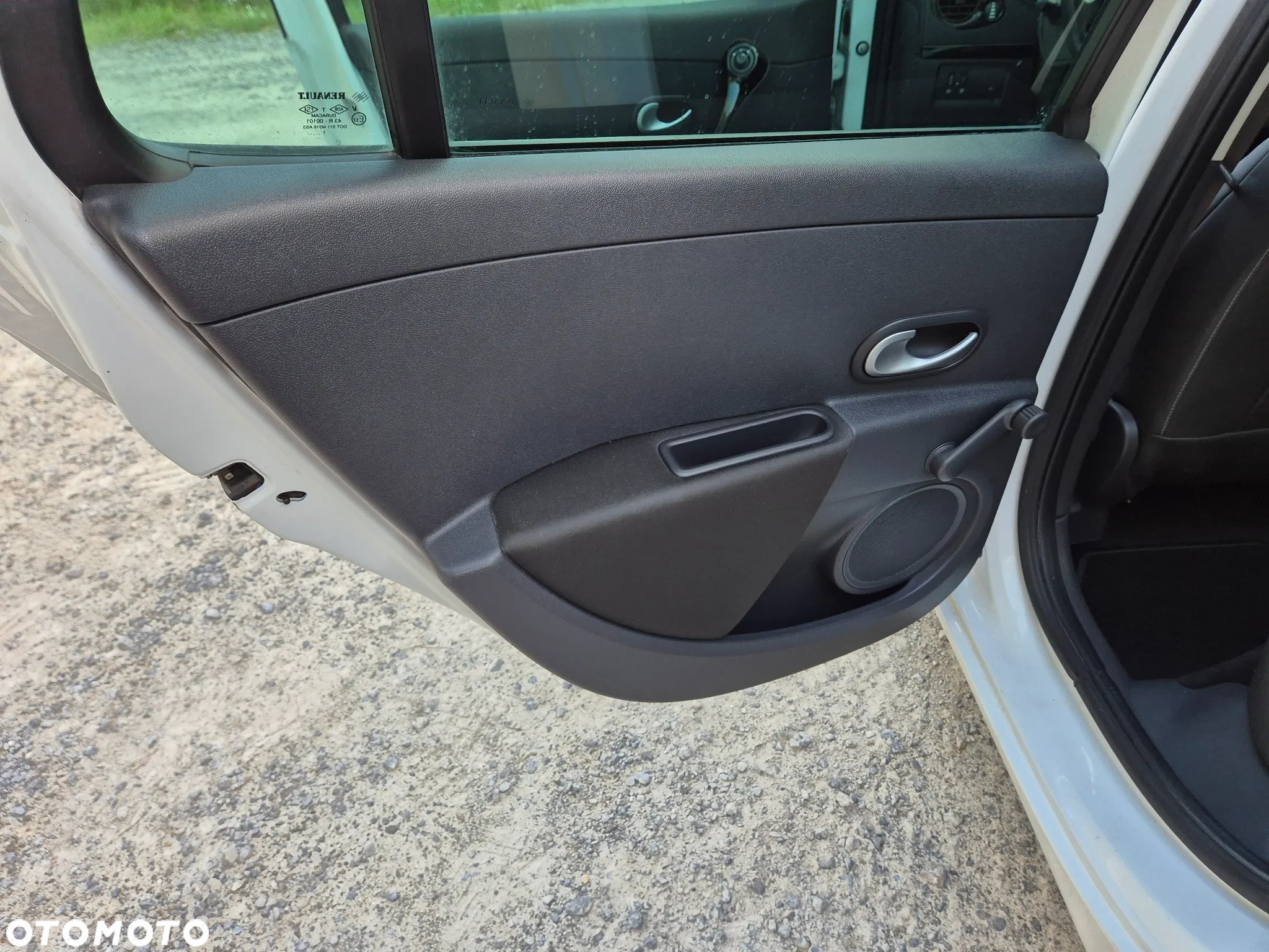 Renault Clio TCe 100 Grandtour nightDay - 25