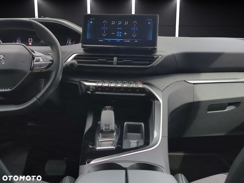Peugeot 3008 1.2 PureTech Allure S&S EAT8 - 24