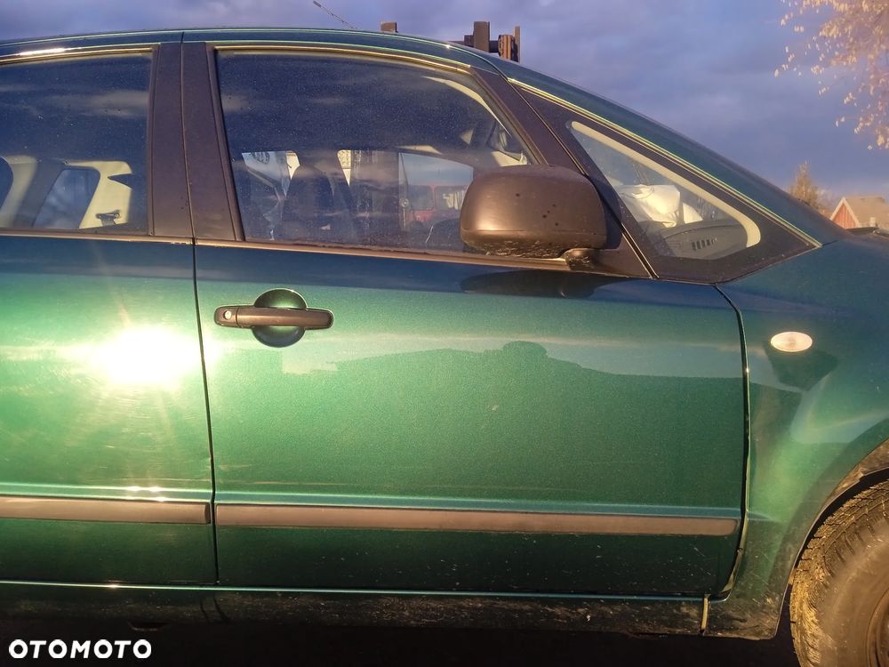 SUZUKI SX4 SEDICI drzwi prawe przednie prawy przód ZCL